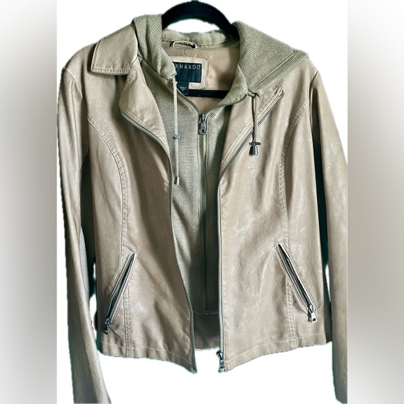 Women’s Bernardo Leather Jacket - Picture 5 of 7